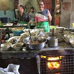 【バミージャップガン】中華街・ヤワラー裏通りの大盛り麺食堂