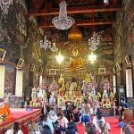 バンコク暁の寺ワットアルンで頂ける可愛くてカラフルな幸運のお守り